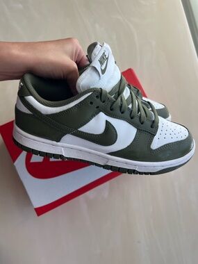 Nike Olive Dunks